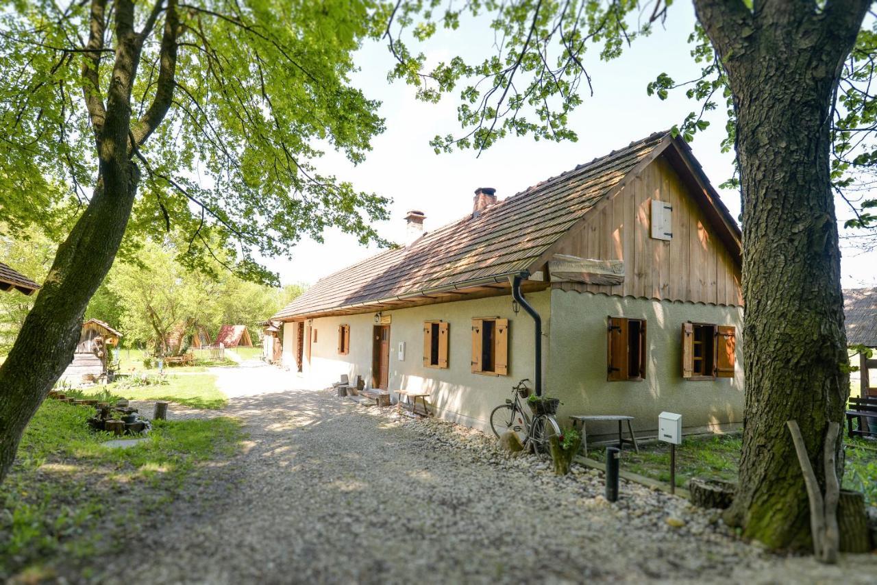 Rural Holiday Home "Rim" Ruralna Kuca Za Odmor Veliki Lovrecan Екстер'єр фото