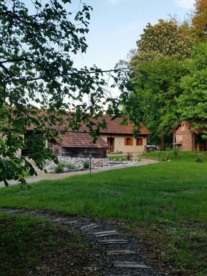 Rural Holiday Home "Rim" Ruralna Kuca Za Odmor Veliki Lovrecan Екстер'єр фото